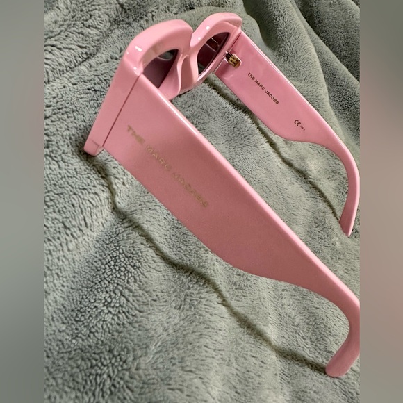 Marc Jacobs Pink Rhinestone Sunglasses 488/S - Picture 5 of 6